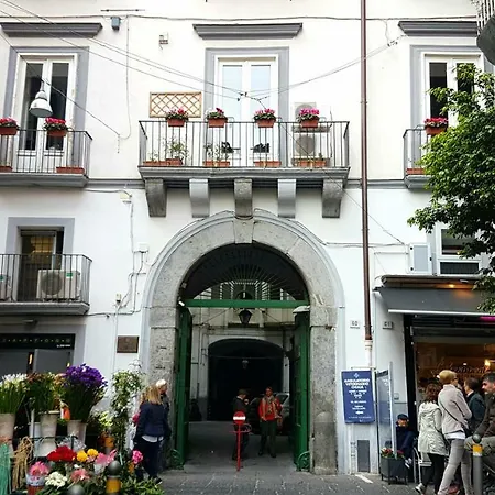 Il Salotto Di Nonna Cornelia 2 Maison d'hôtes *