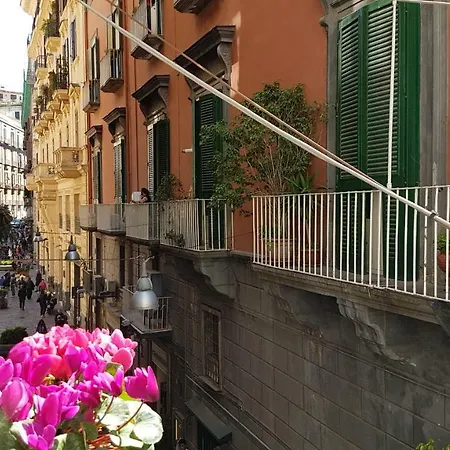 Il Salotto Di Nonna Cornelia 2 بيت ضيافة *